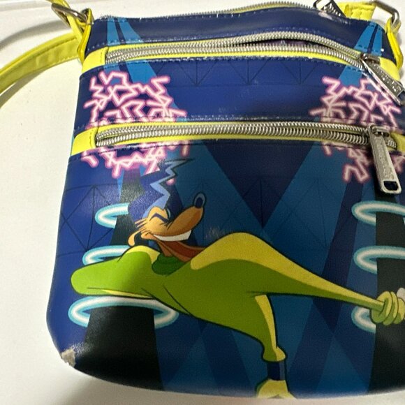 Loungefly Powerline Max and Goofy Crossbody - Picture 6 of 6